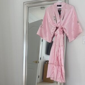 Chic Pink Satin Kimono Robe